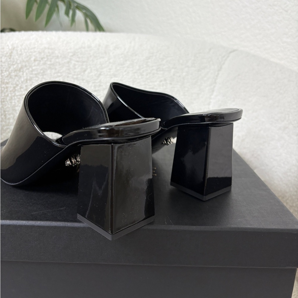 ❌Sold Versace Medusa Black Patent Leather Mules Size 38 - Picture 4 of 5